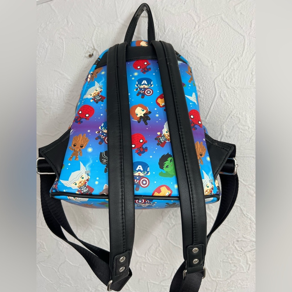Disney Loungefly Marvel Avengers Mini Backpack - Picture 6 of 9